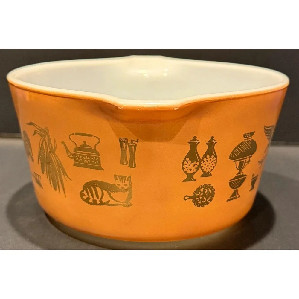 Vintage Pyrex‎ Early American Cinderella Mixing Bowl 441 Orange Gold 1.5 Pt